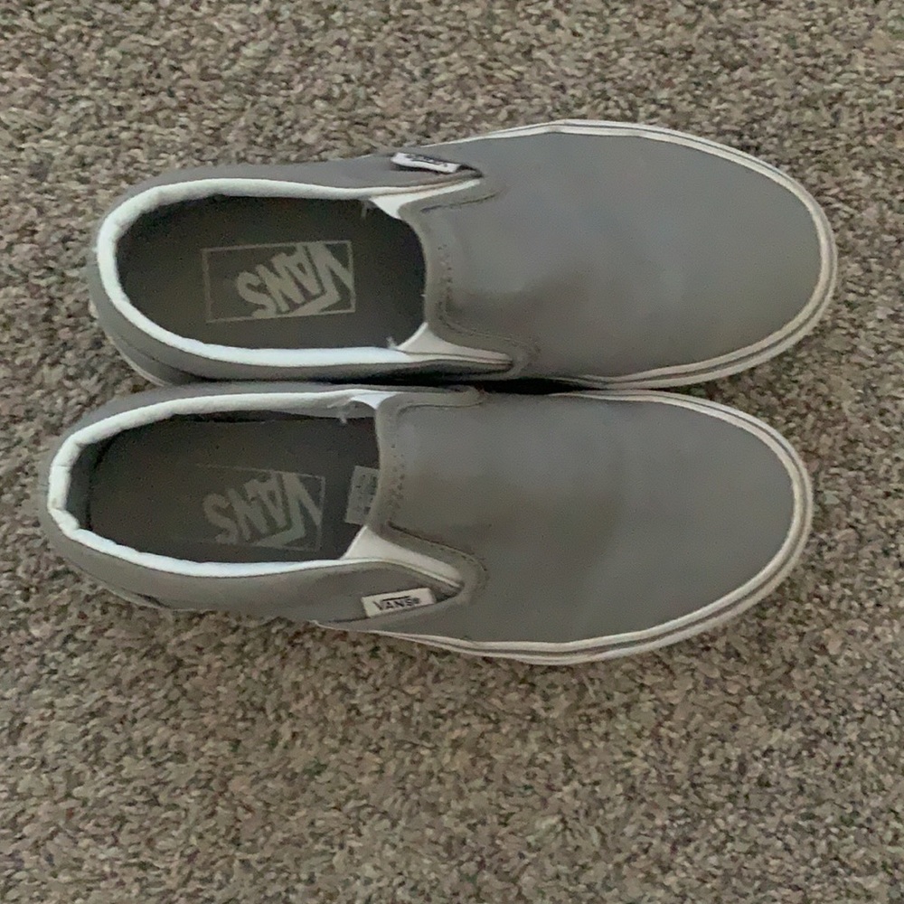 Vans - Picture 2 of 3